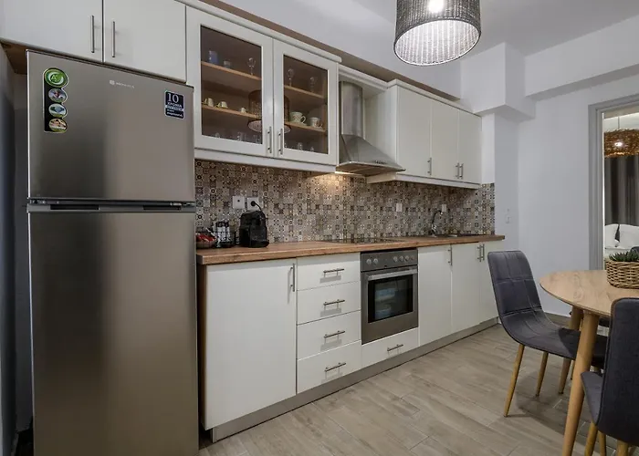 33 * העיירה קוס