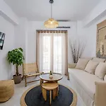 33 Apartmán